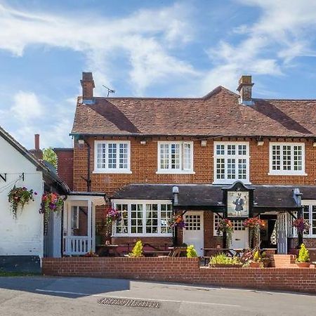 The Trusty Servant Inn Lyndhurst Kültér fotó